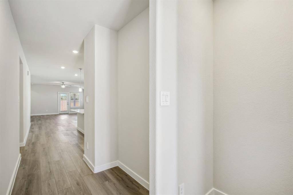 Photo is not of the actual home but is an inspirational photo of builder’s model home and may depict options, furnishings, and/or decorator features that are not included.