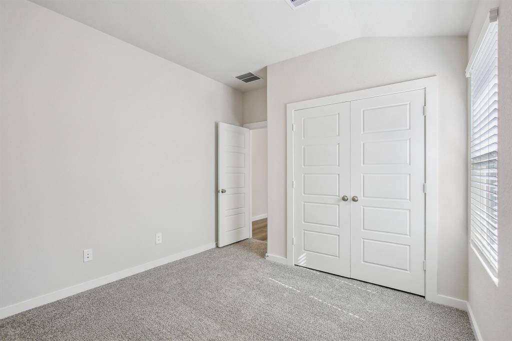 Photo is not of the actual home but is an inspirational photo of builder’s model home and may depict options, furnishings, and/or decorator features that are not included.