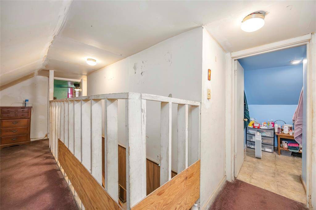 Second floor landing