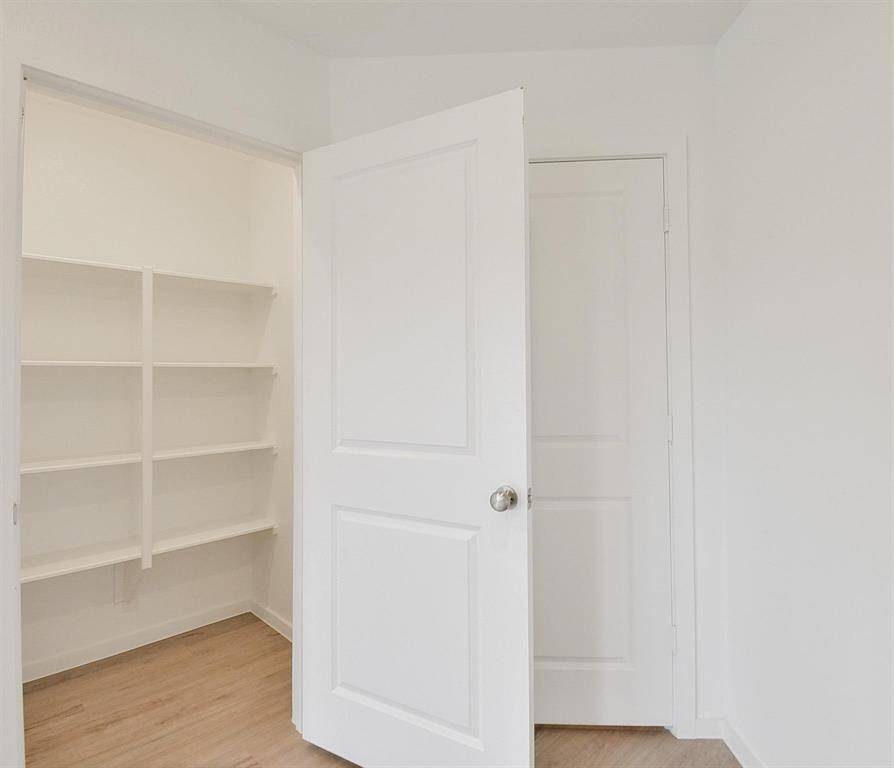 walk in pantry