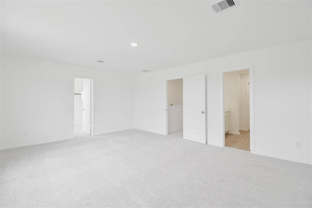 Large primary bedroom