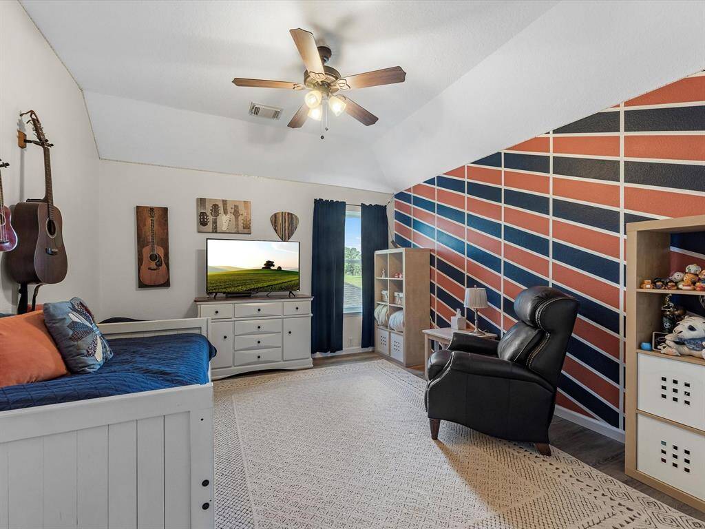 Upstairs the secondary bedrooms are nicely sized with great closets