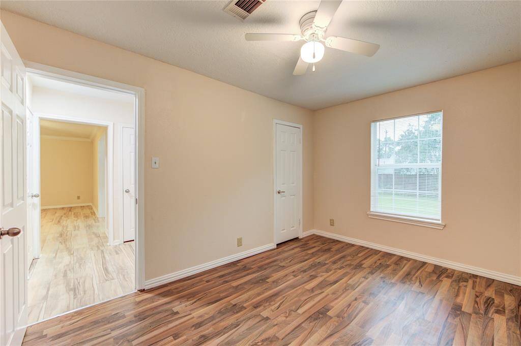 Look at those floors!