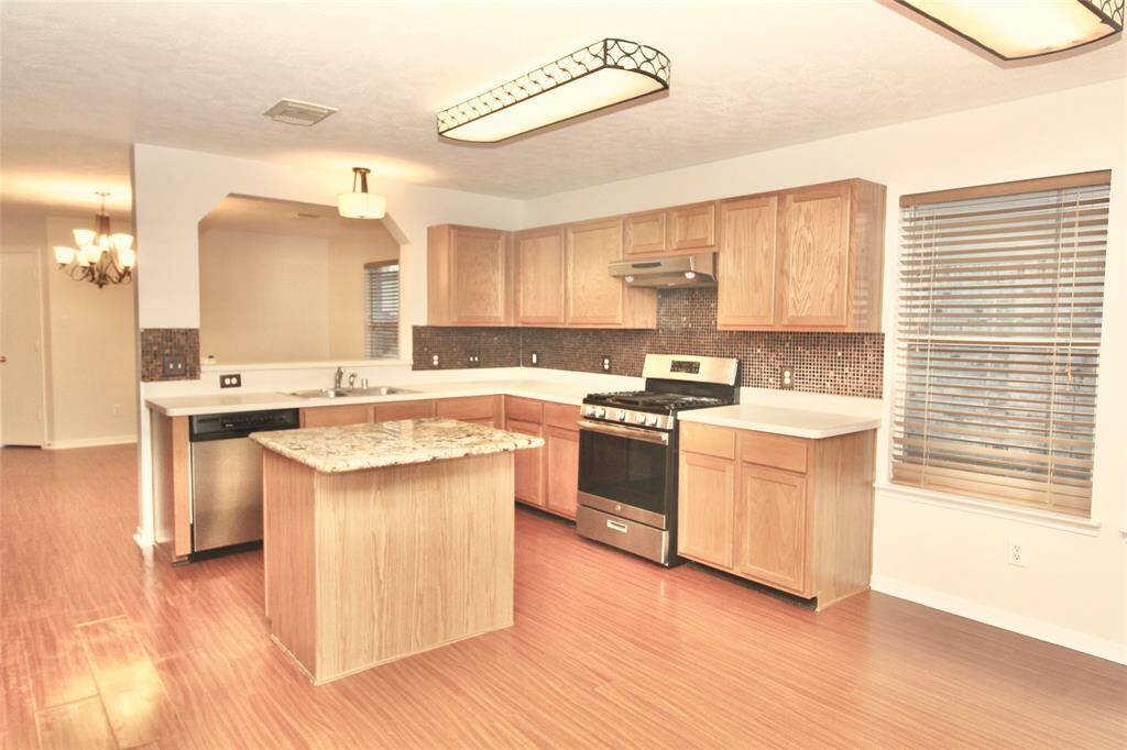 Closer view of the beautiful kitchen area