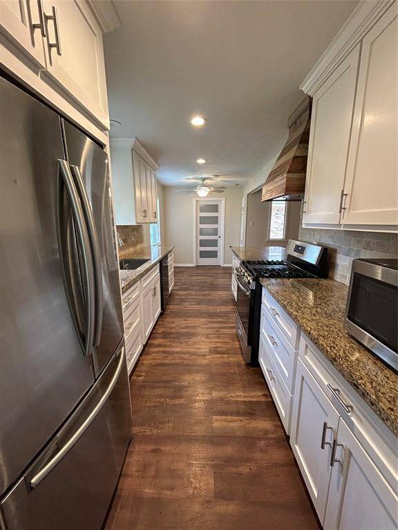 New door leading to laundry room