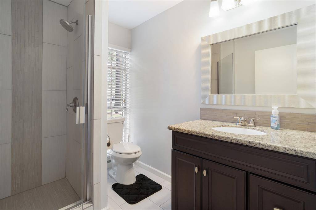 Full bathroom downstairs