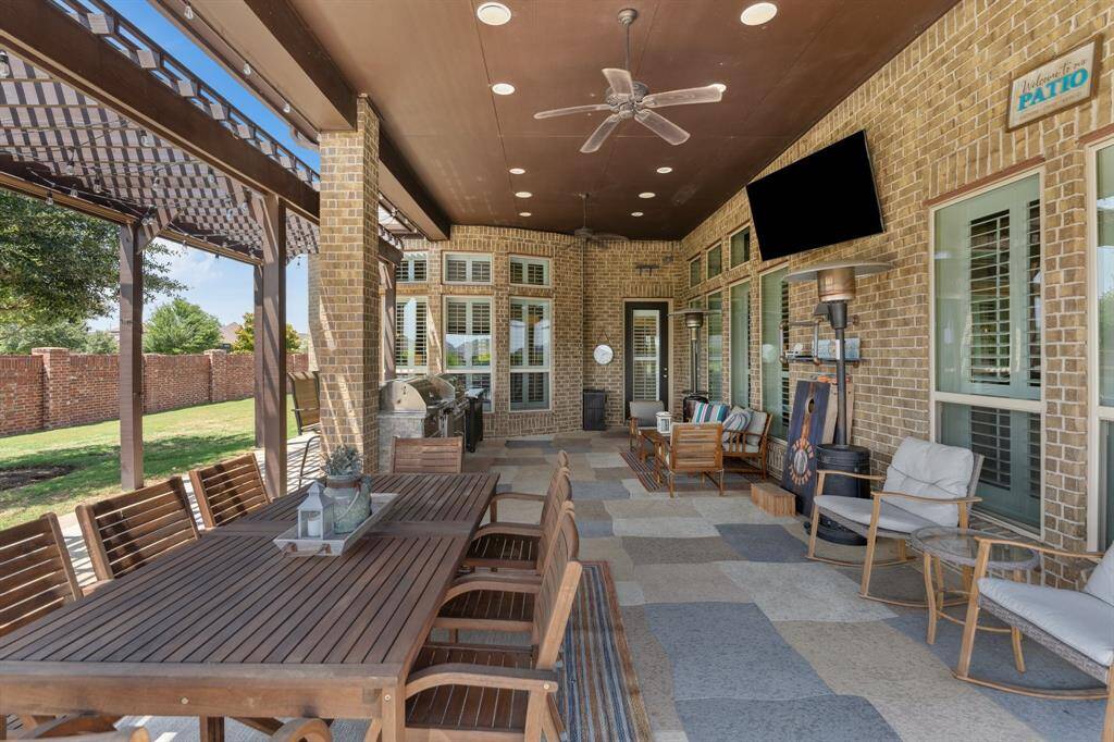 Relax and unwind around the firepit—perfect for cozy nights, s’mores, and stargazing with friends and family.
