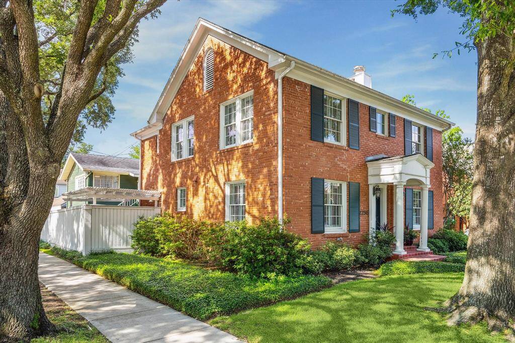 2256 Dryden is a corner lot with mature trees that provide dappled shade which give just enough sunlight to the yard.