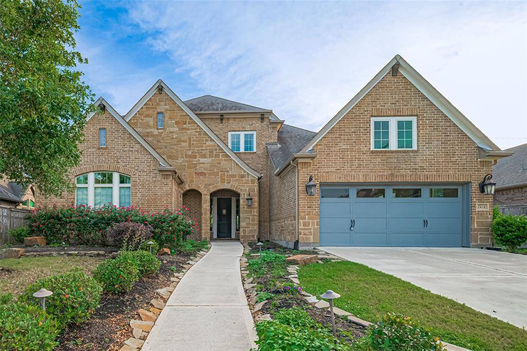 This is the Wellington by David Weekley and the model home for Jordan ranch with every upgrade imaginable.  Here is your chance to live in the home of your dreams.