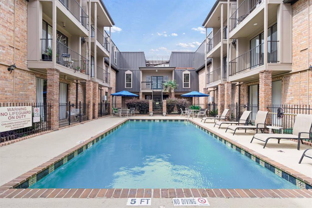 Community pool/community view