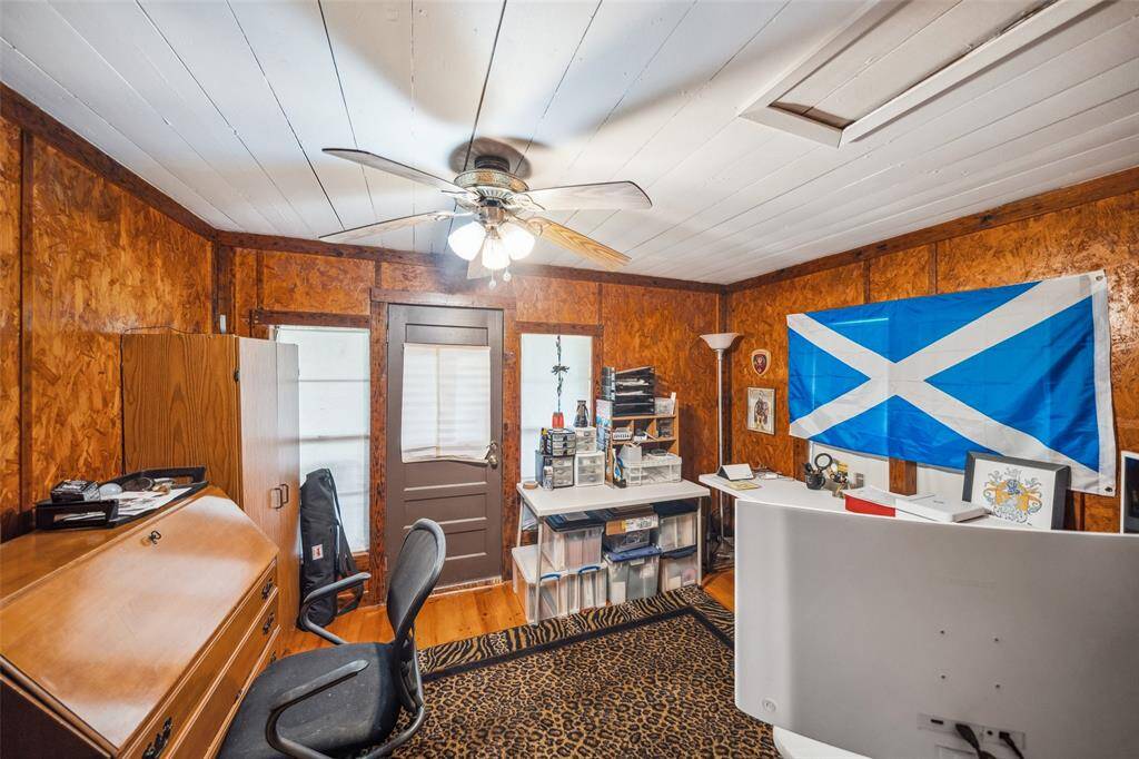 Guest house bonus room