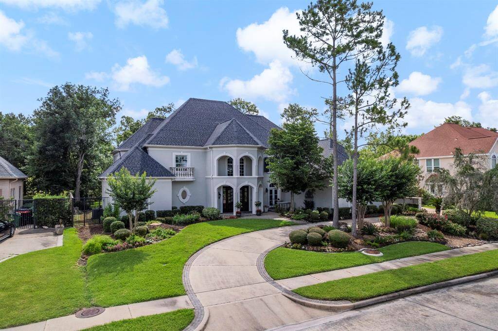 Welcome to 26 Commanders Point!