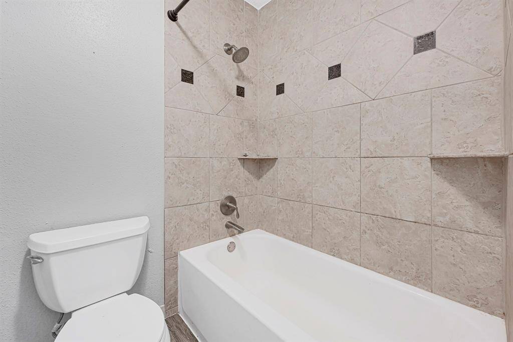 2nd full Bath upstairs.