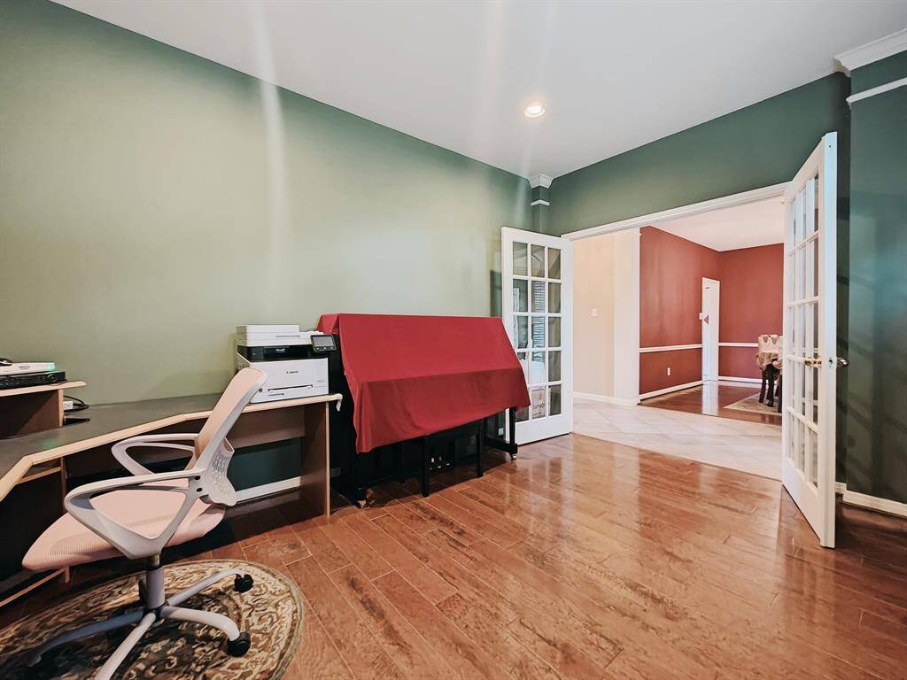 Property Image 6
