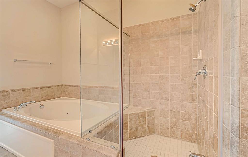 Stand alone shower