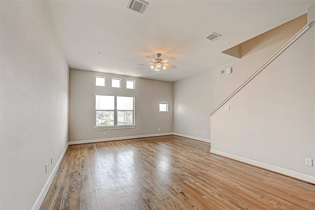 High ceilings and ceiling fan