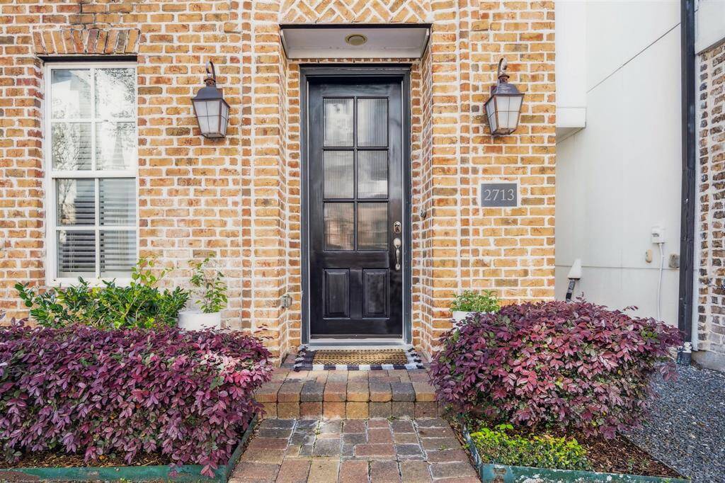 Beautiful freshly painted door.