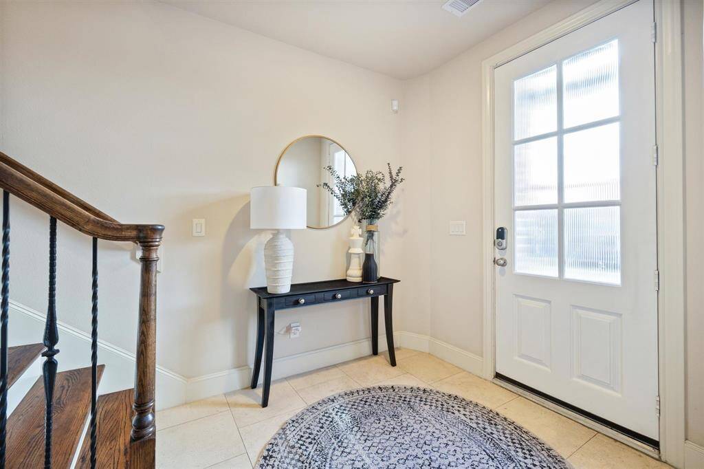 Beautiful foyer to great you as you walk in.