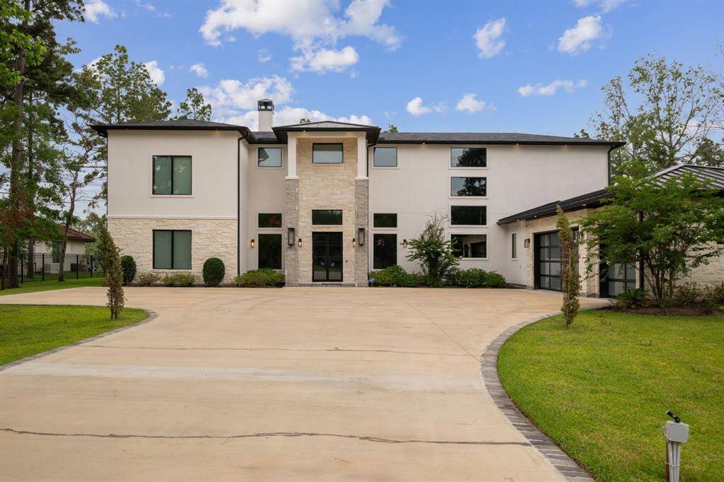 This stunning 4-bedrooms, 4.5-bathrooms home blends timeless elegance with modern innovation, offering an unparalleled living experience.