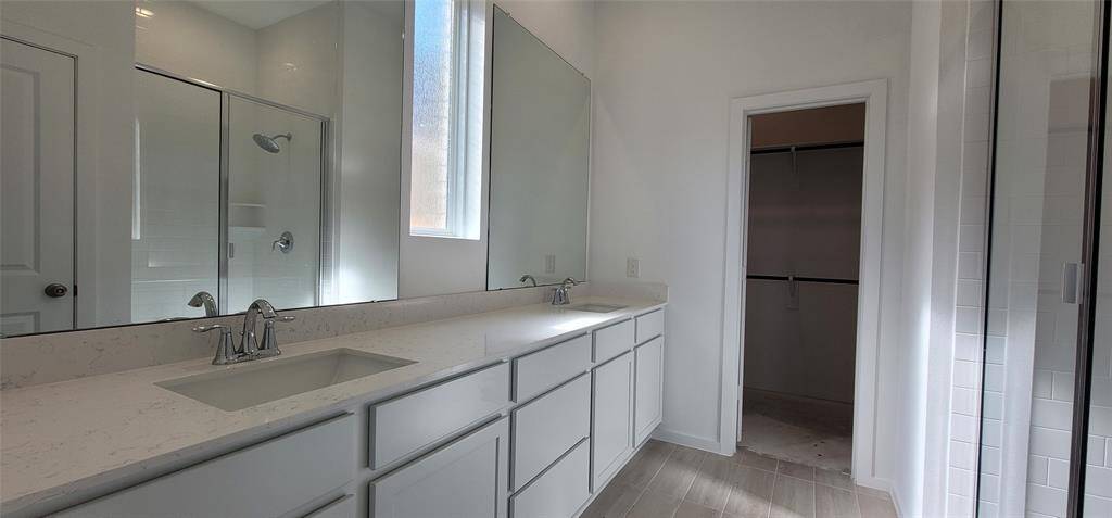 *Not actual home, pictures representative of same floor plan*