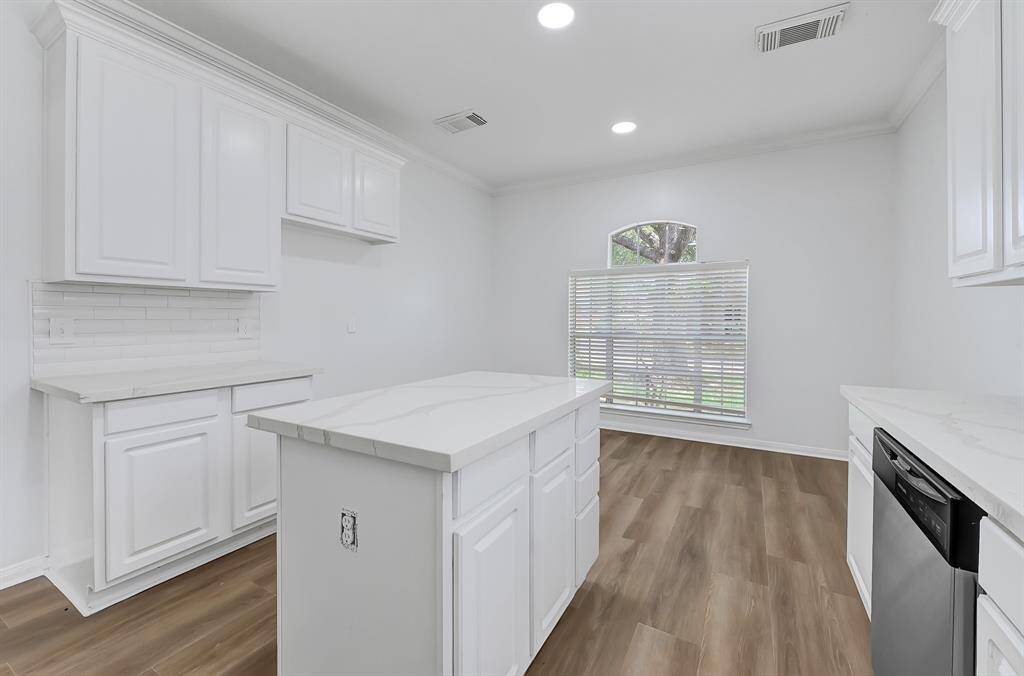 Tons of cabinet Space