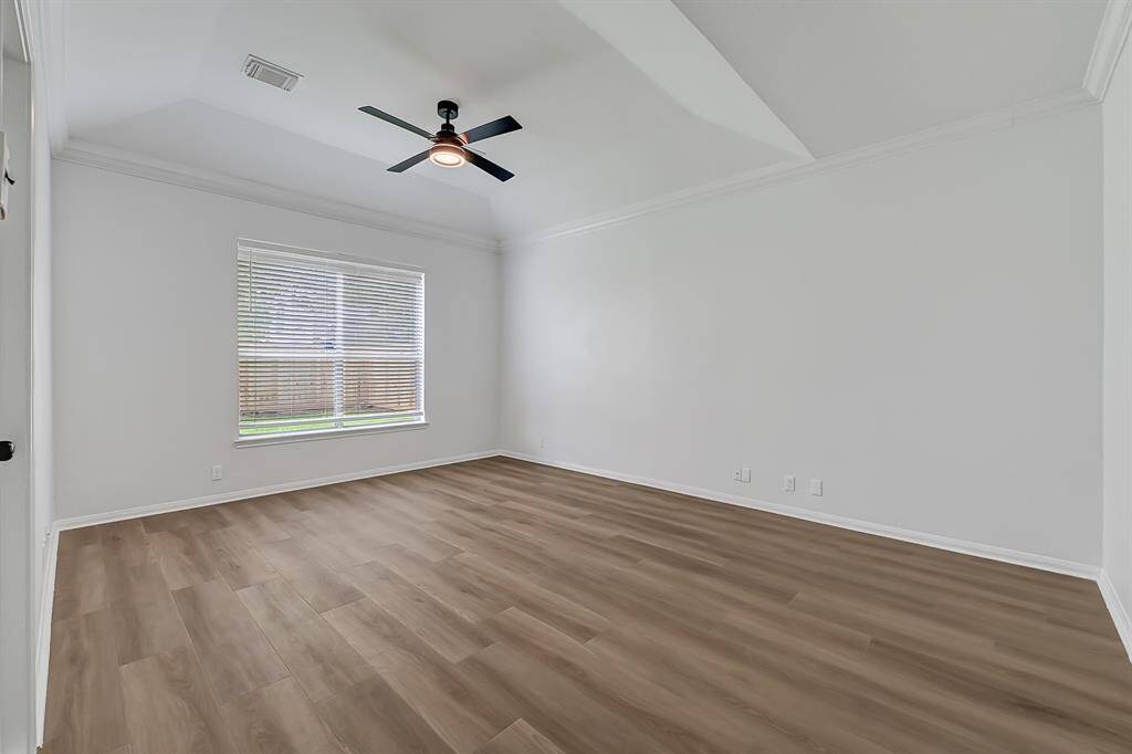 Primary oversized bedroom