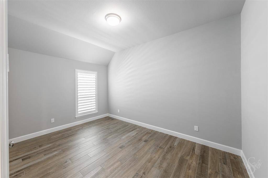 3rd bedroom.
