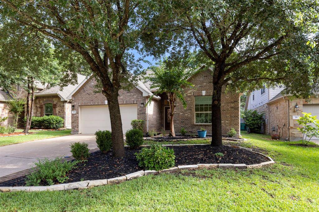This Lennar home features a full automated sprinkler system, as well as front and back gutters.