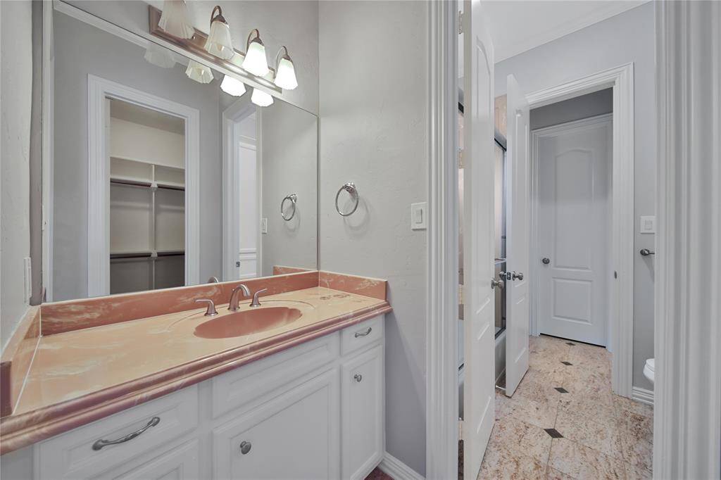 Jack N Jill bath vanity bedroom 3