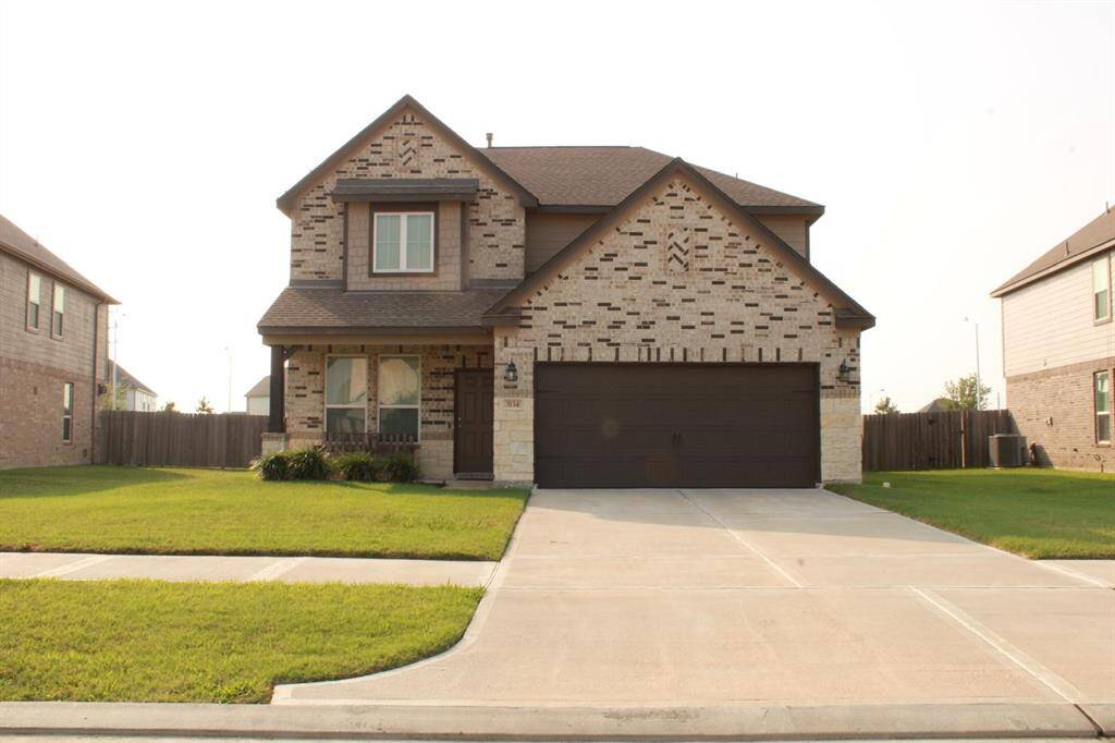 Welcome home to 3134 Everwood Trail!