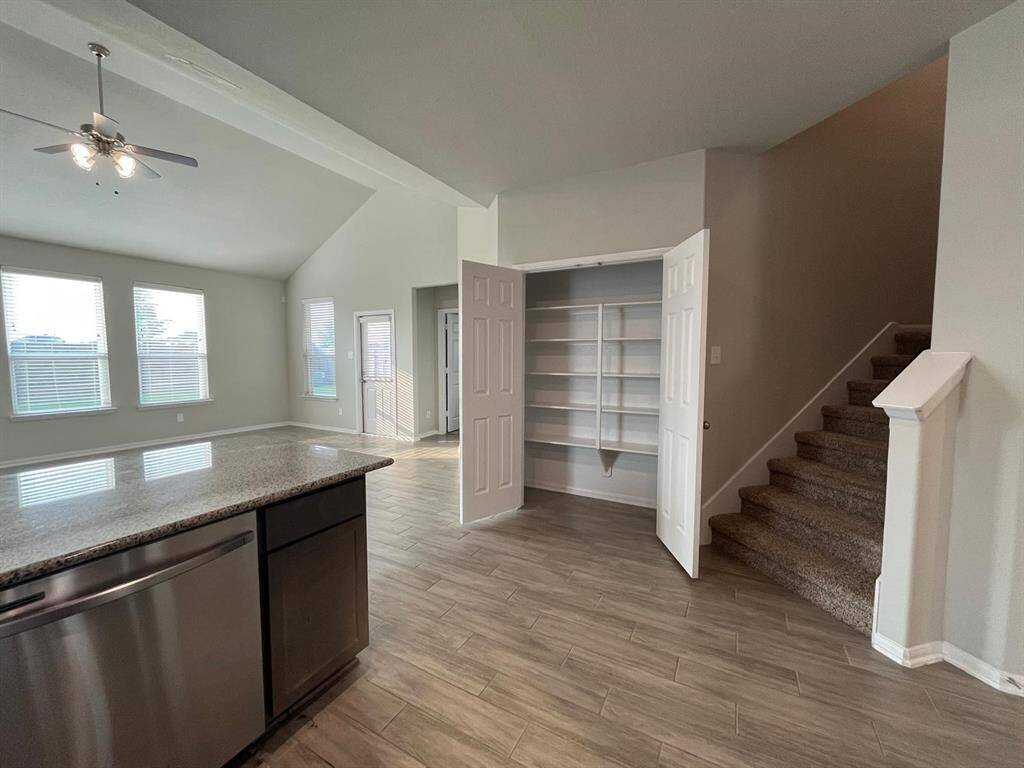 Nicely sized pantry