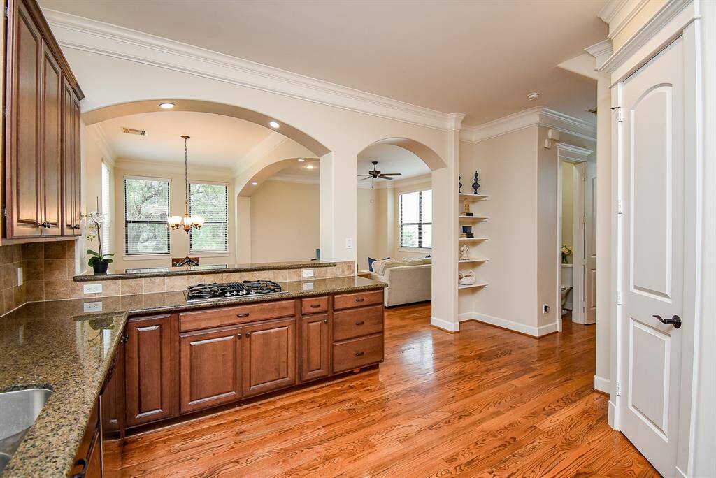 Extra seating at the counter is perfect for dining and entertaining.