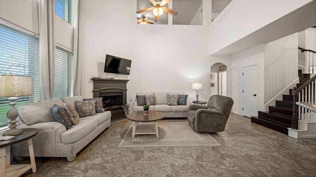 Into the Living Space. This is such a comfortable space to relax, visit and just be with family.