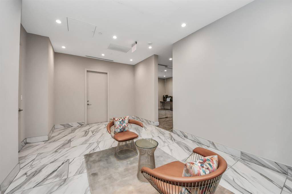 Sitting area off lobby