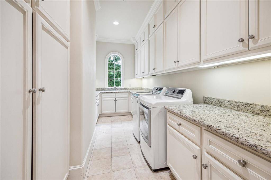 A laundry room with a view!