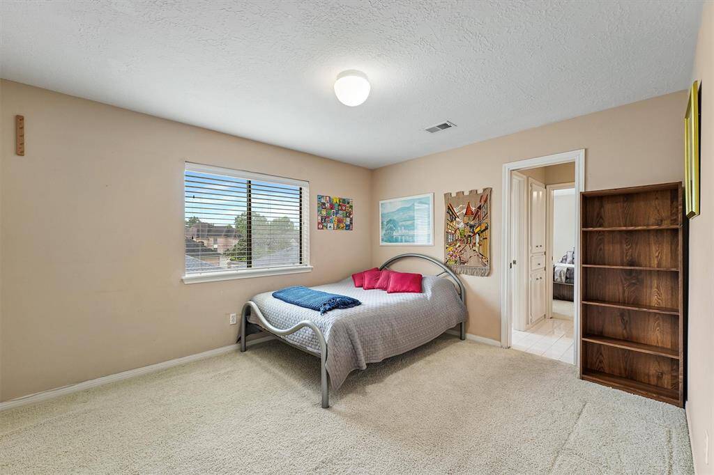 3rd Secondary bedroom upstairs