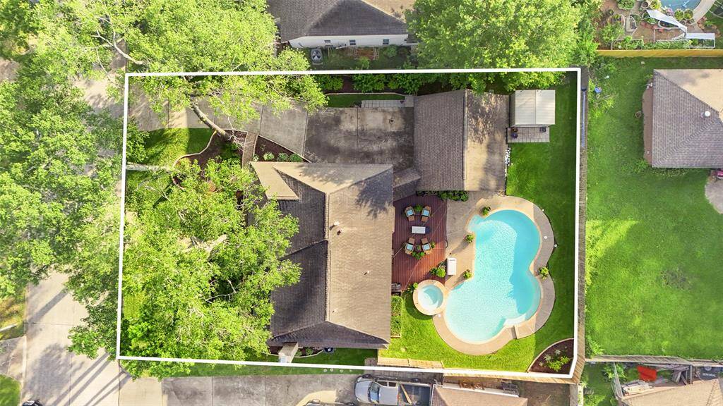 Hard to find oversized lot
