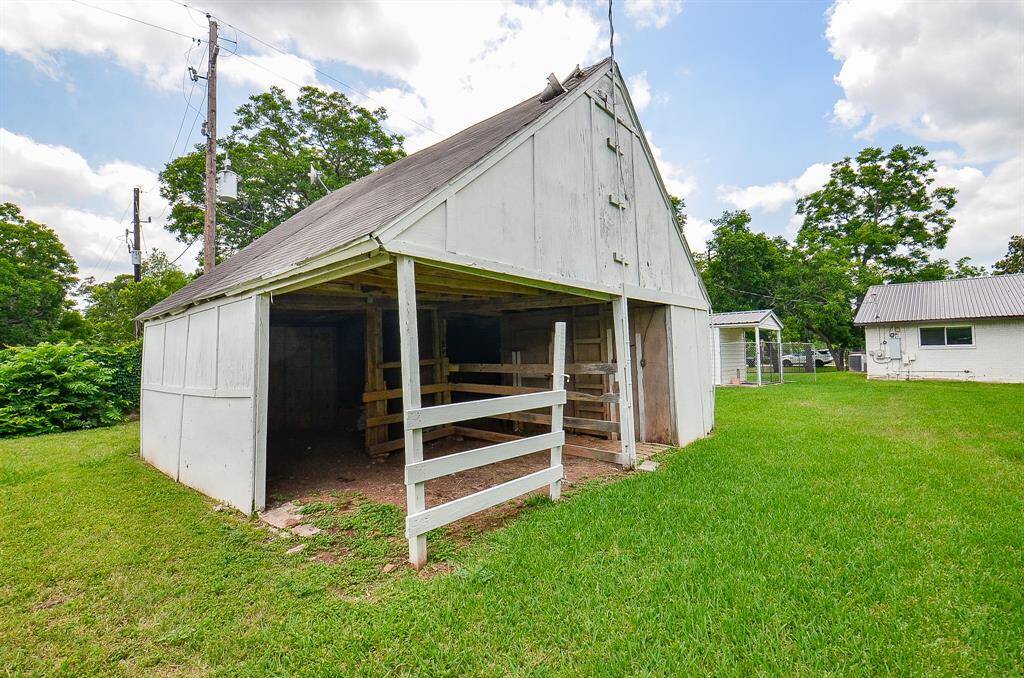 Barn