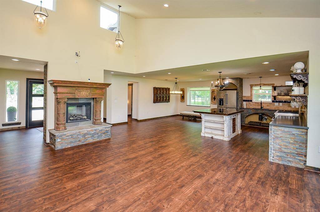 Gas log fireplace, high ceilings and plenty of natural light