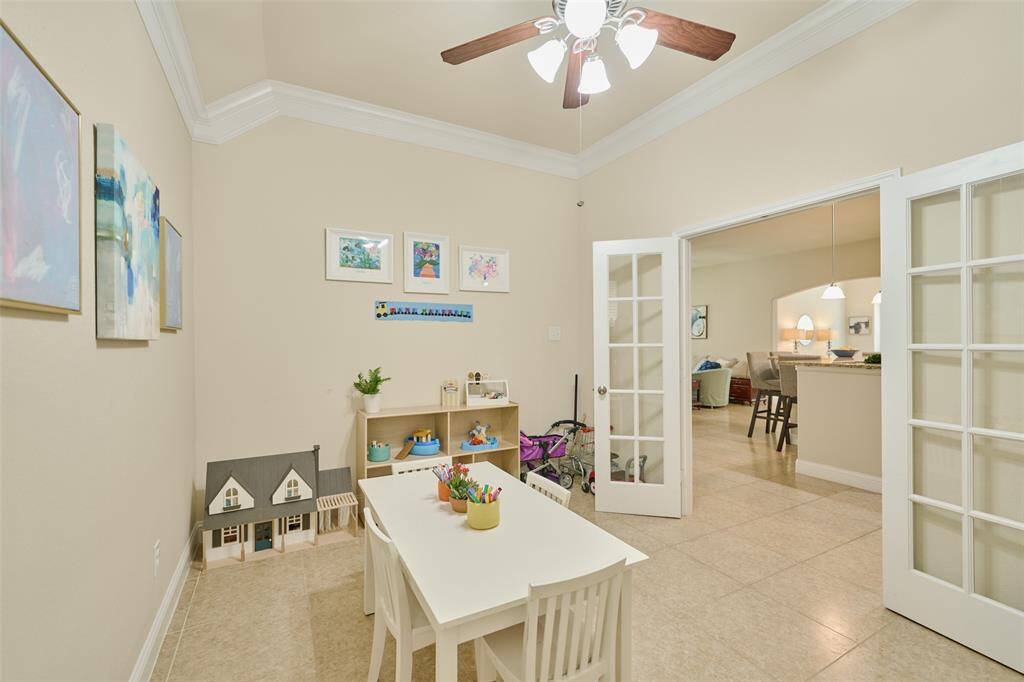 Beautiful, well-appointed kitchen featuring granite countertops & stainless steel appliances