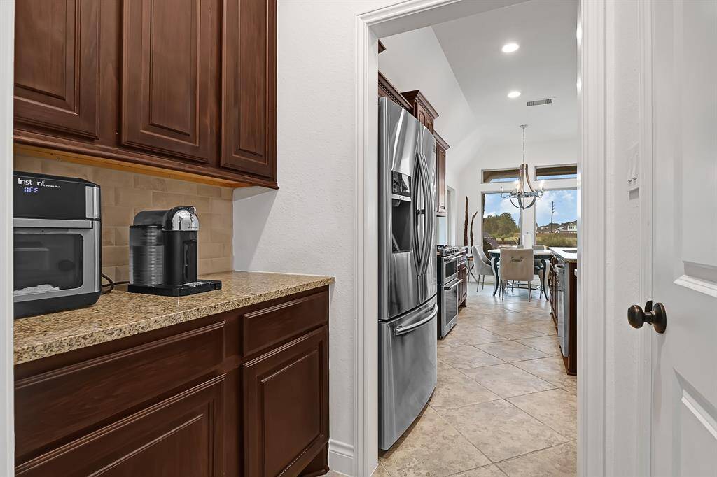 Butler's Pantry