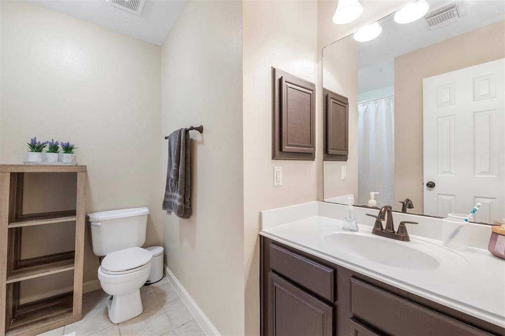 Guest bath upstairs