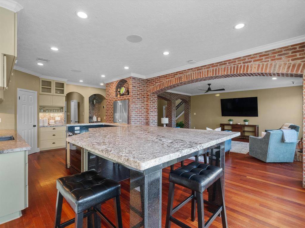 Breakfast Nook/Kitchen