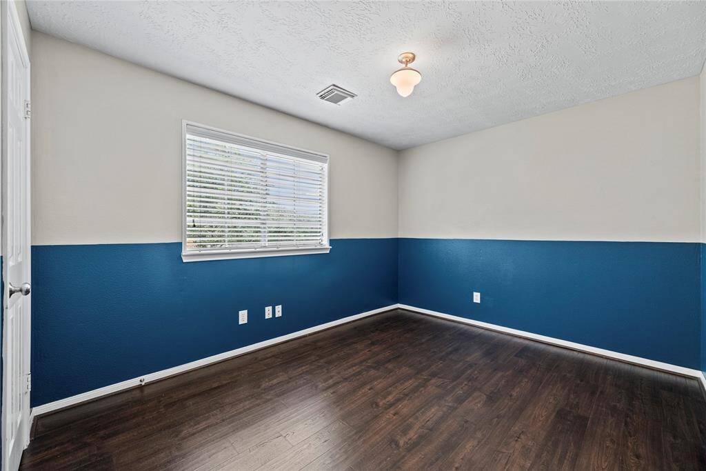 3rd bedroom.