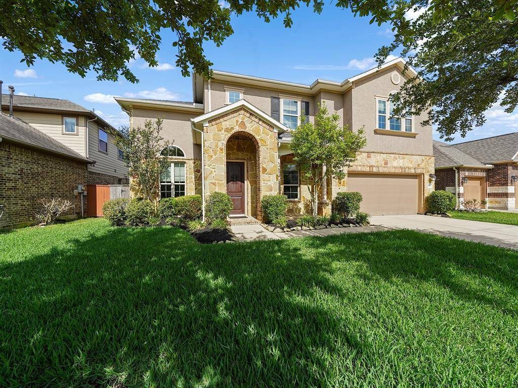 Welcome to 4202 Lodge Ranch Court! Walking distance to the schools!