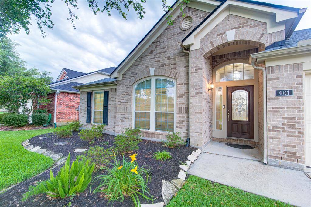 Don't let the quaint curb appeal fool you. This home is well laid out on the inside and very spacious.