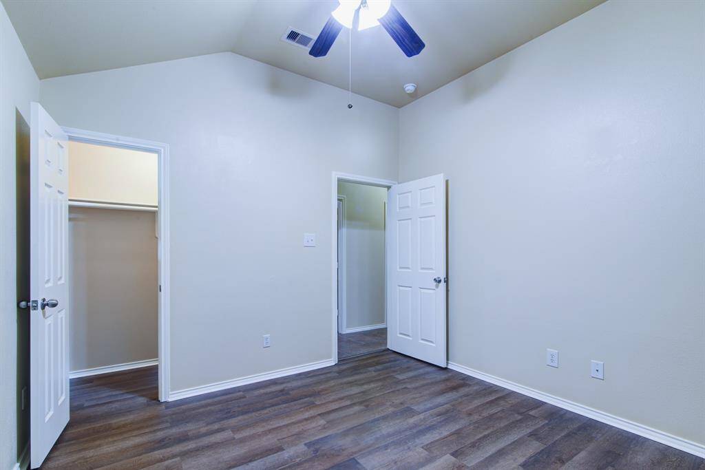 Great closet space!
