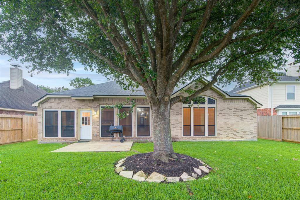 Double wide driveway!