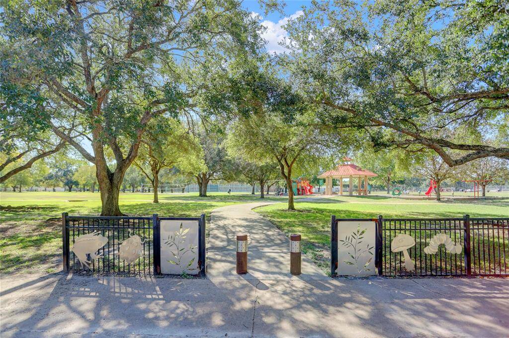 View of Willow Park located several blocks away. Park has play equipment, shade pavilion and picnic tables.