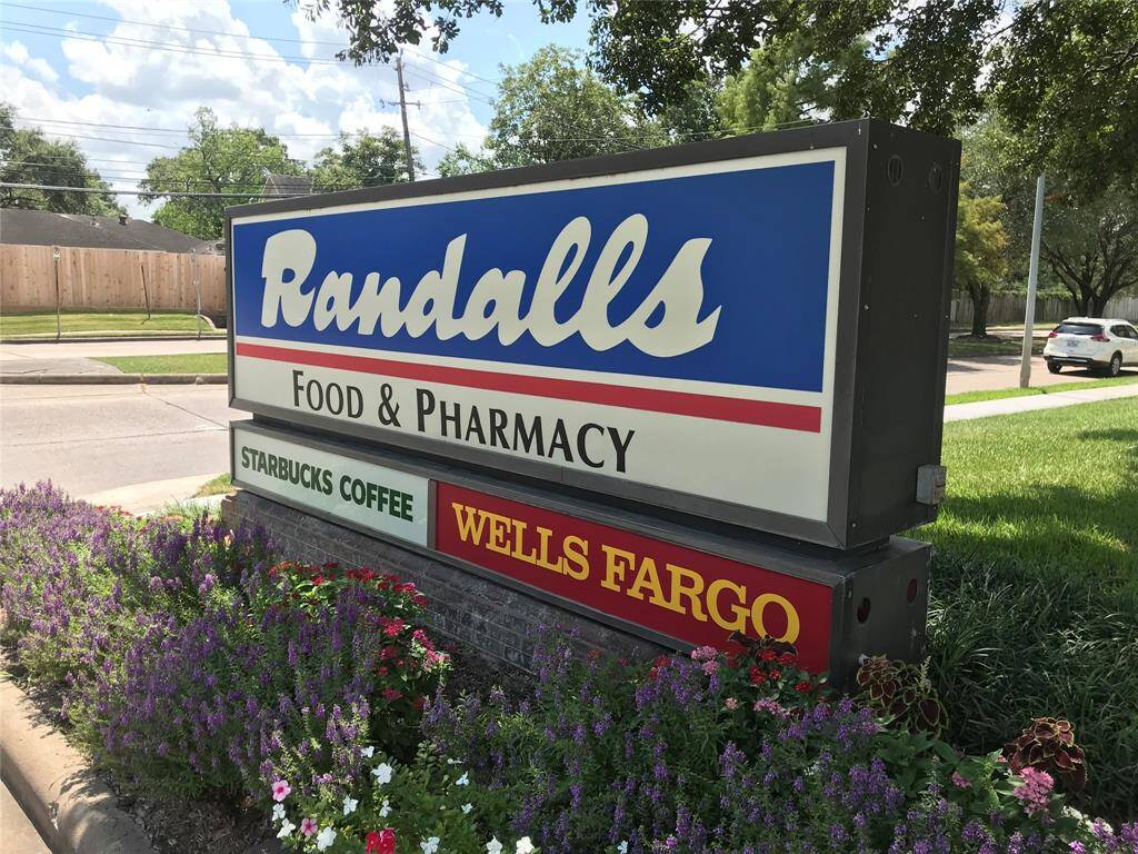 Meyer Park is two blocks away. Anchored by Randalls grocery store.
